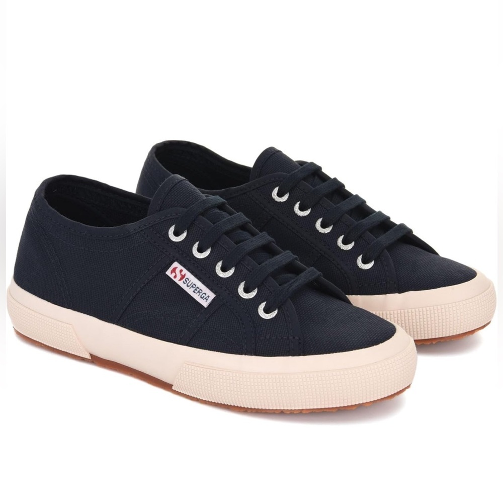 Superga 2750 COTU Classic Sneaker - women’s 8.5